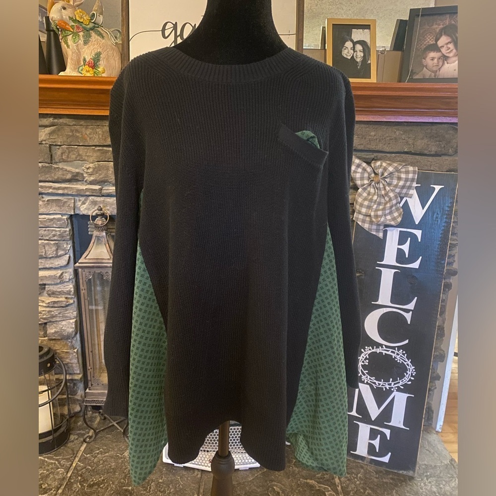 CAbi Get Together Sweater - Picture 5 of 11